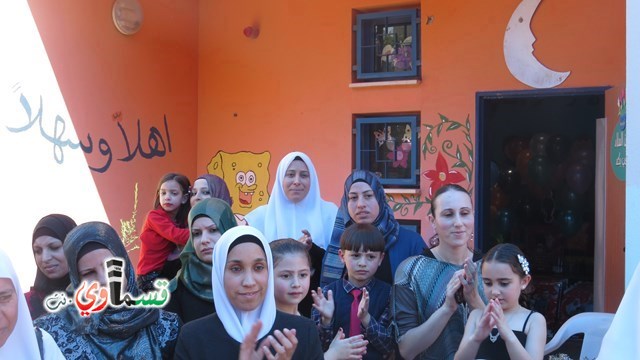 كفرقاسم – فيديو: بساتين الامل, السلام , والمحبة تحتفل بعيد الام على انغام عمو انس وجوقته ..